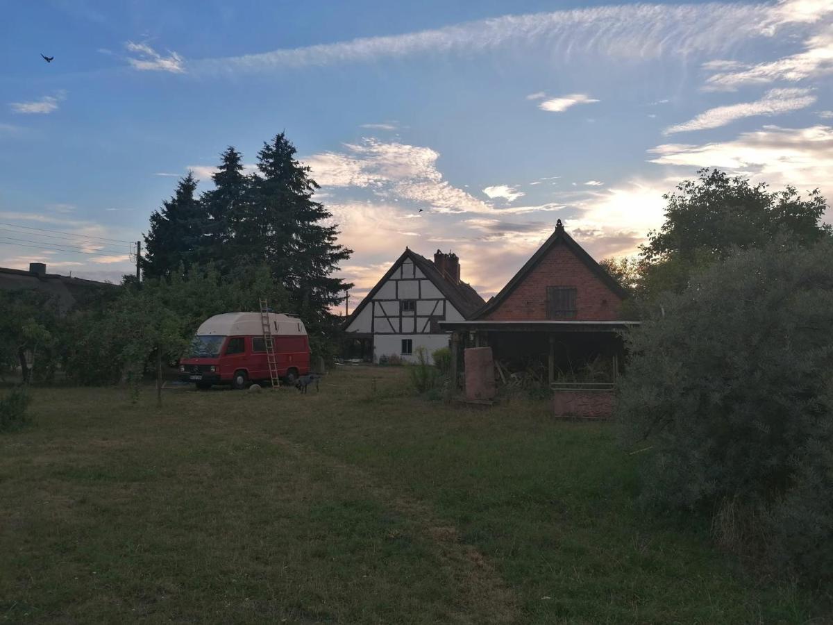 לינה וארוחת בוקר Fischerhaus Galenbeck מראה חיצוני תמונה